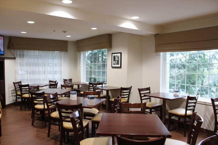 Dining 50 of 67