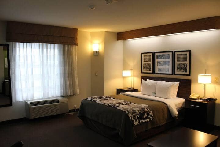 Room 8 of 67