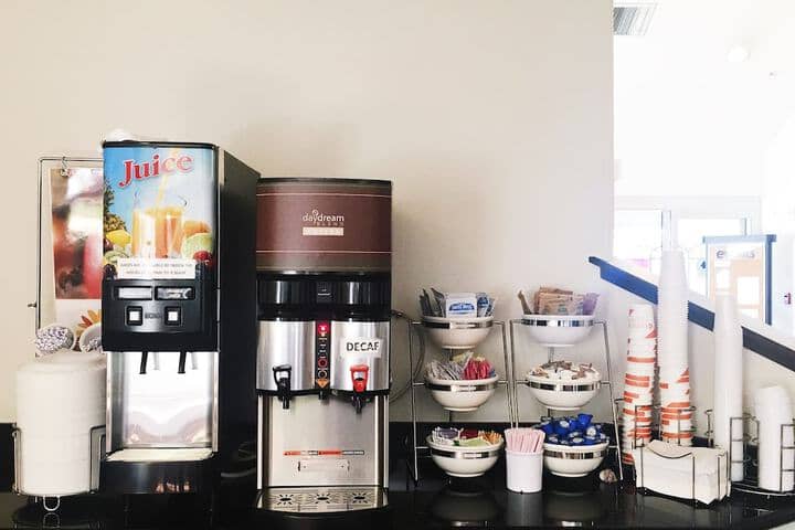 Breakfast/Coffee Service 52 of 67